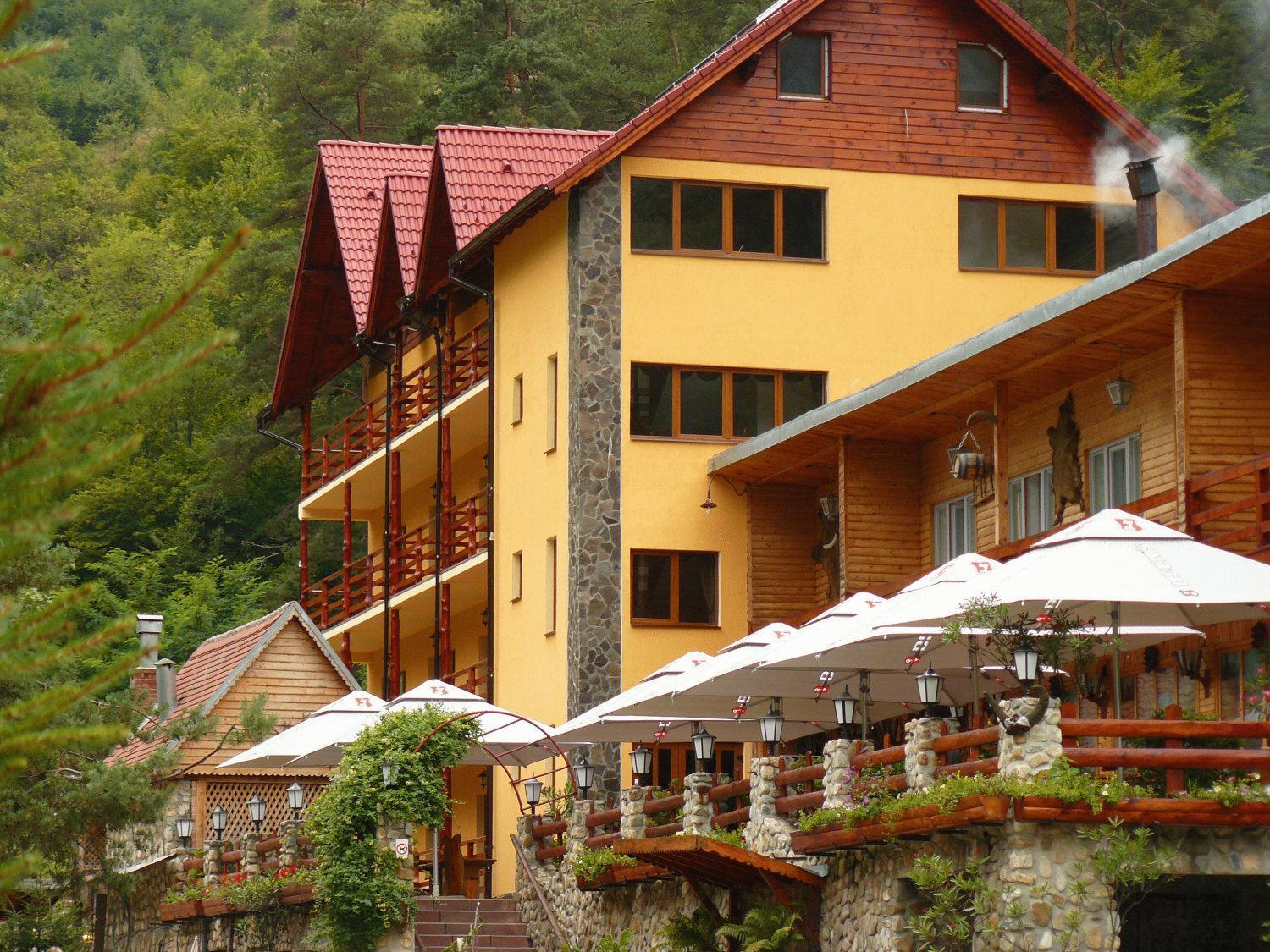Pension Curmatura Stezii Răşinari Exterior foto